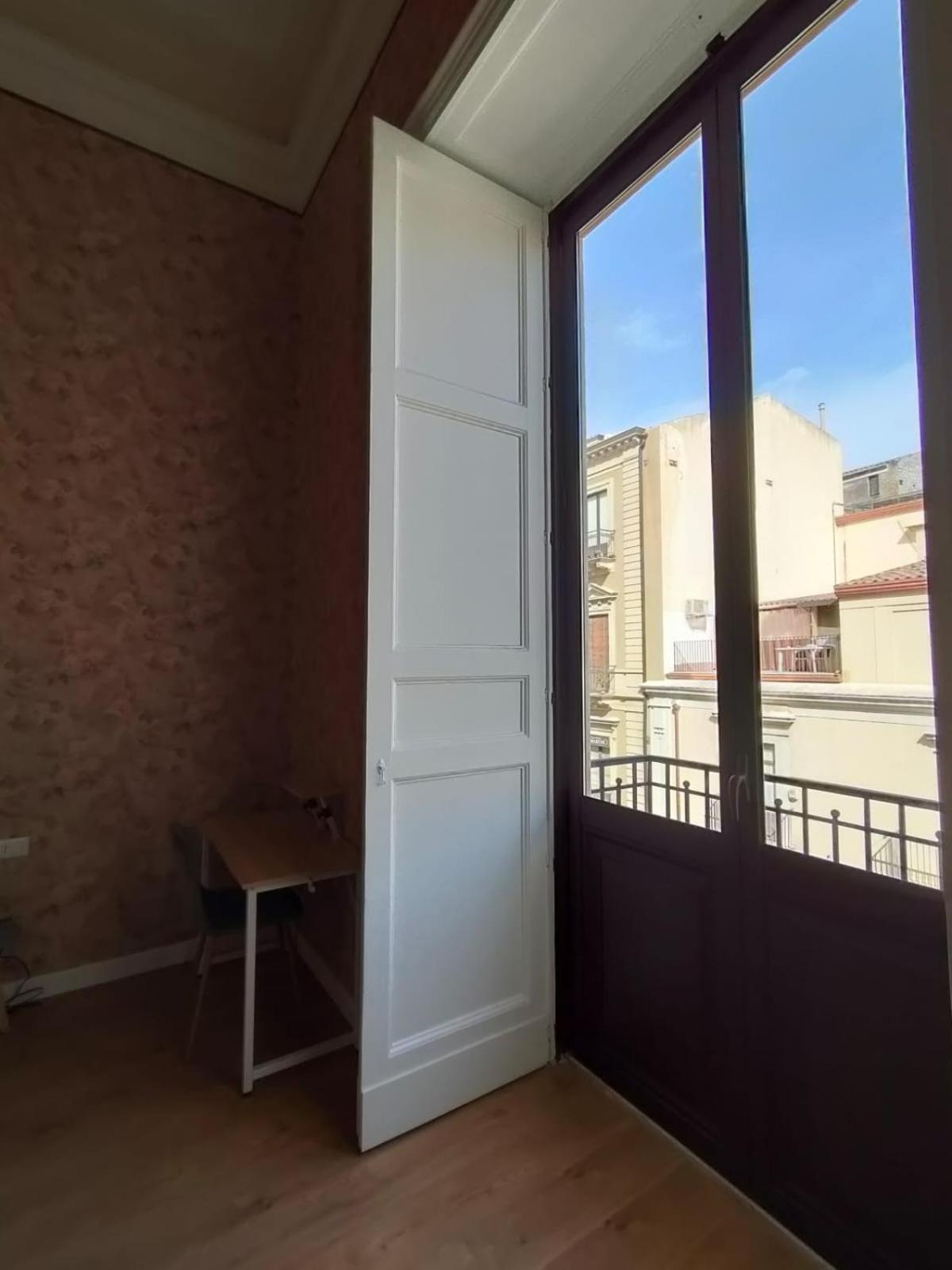 Hibiscus - Etnea Rooms Catania Ngoại thất bức ảnh