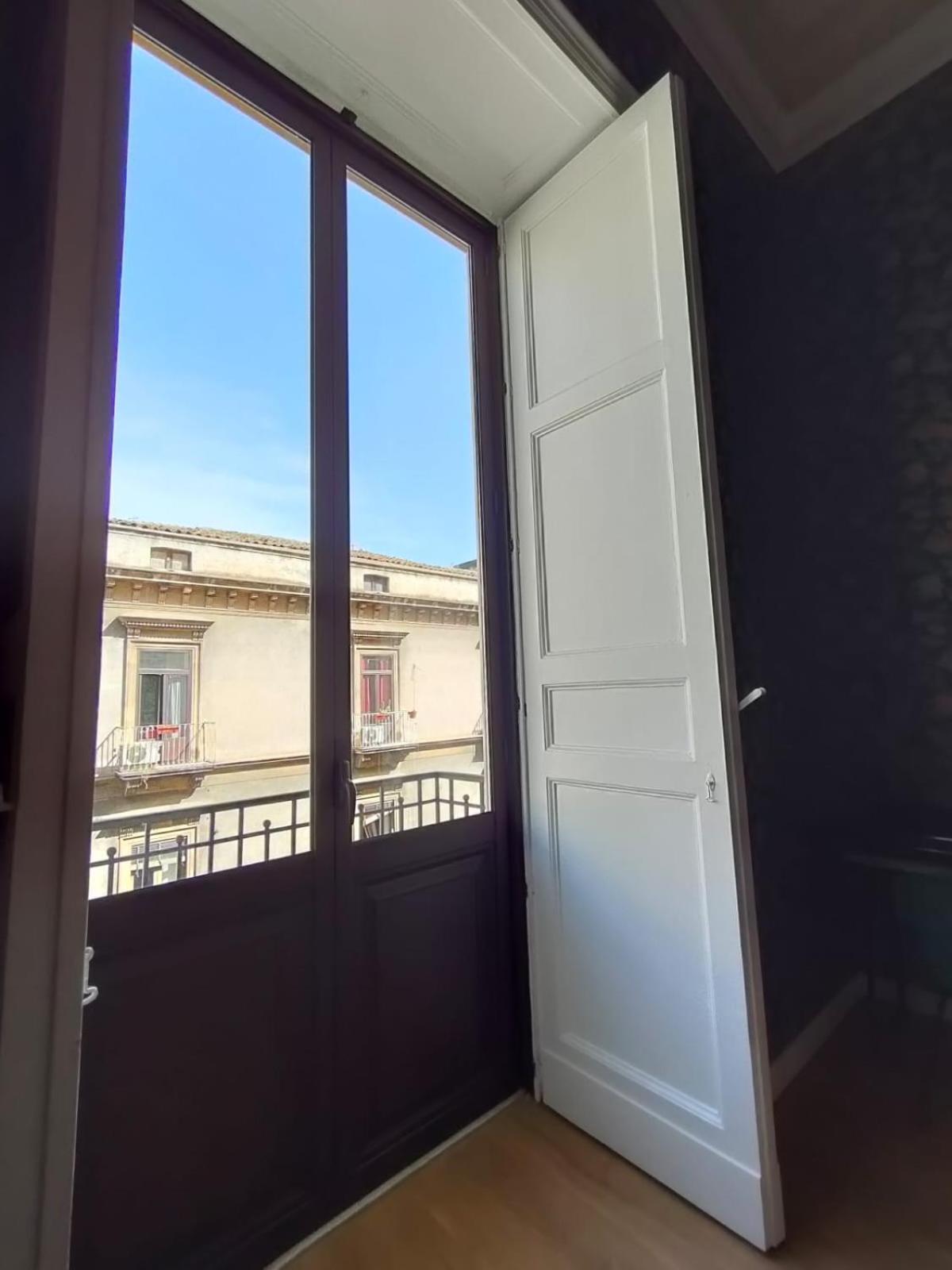 Hibiscus - Etnea Rooms Catania Ngoại thất bức ảnh