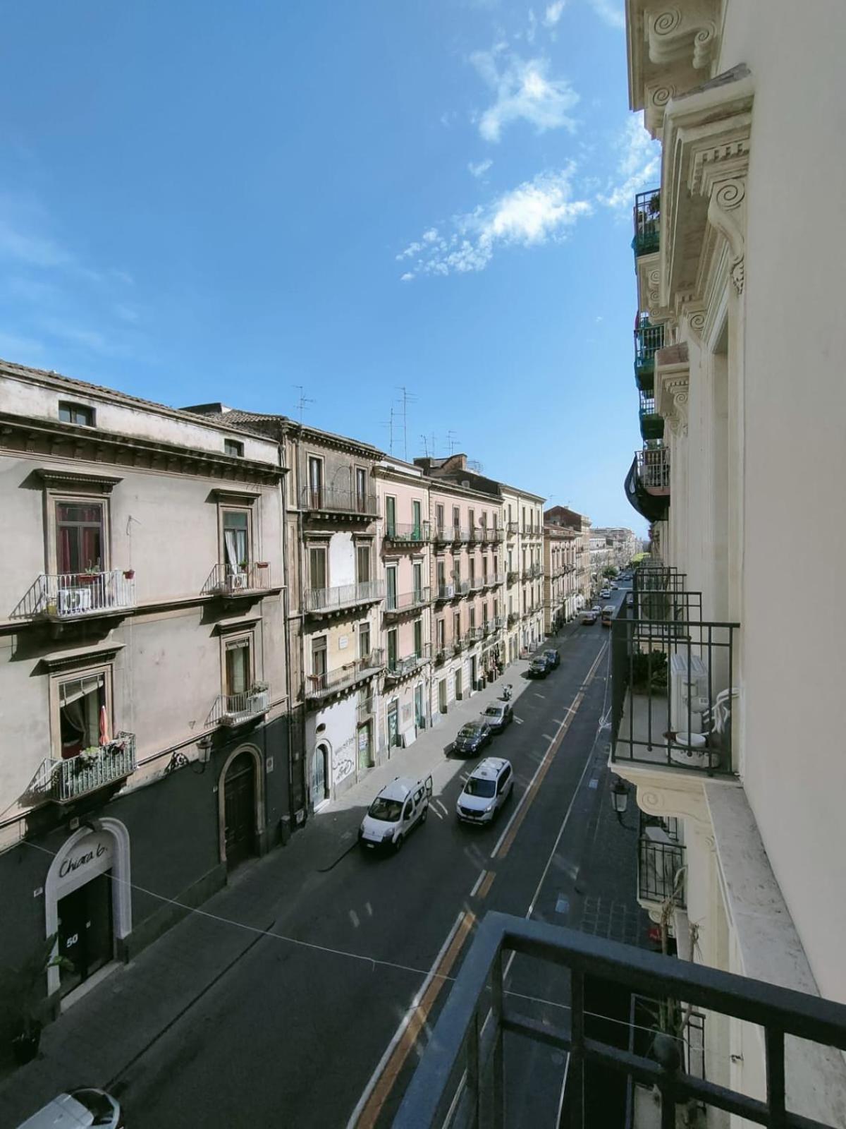 Hibiscus - Etnea Rooms Catania Ngoại thất bức ảnh